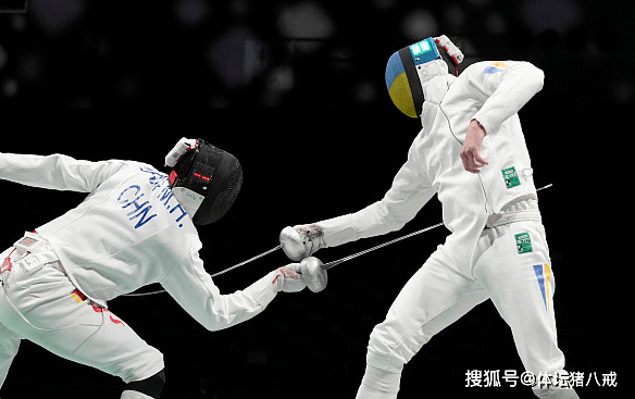 乌克兰击剑选手亚历克斯成功晋级半决赛 乌克兰击剑选手亚历克斯成功晋级半决赛