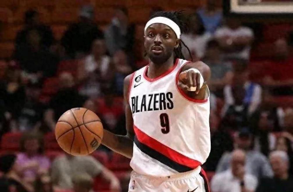 开拓者淘汰黄蜂,提升西部排名的简单介绍 开拓者淘汰黄蜂,提升西部排名的简单介绍