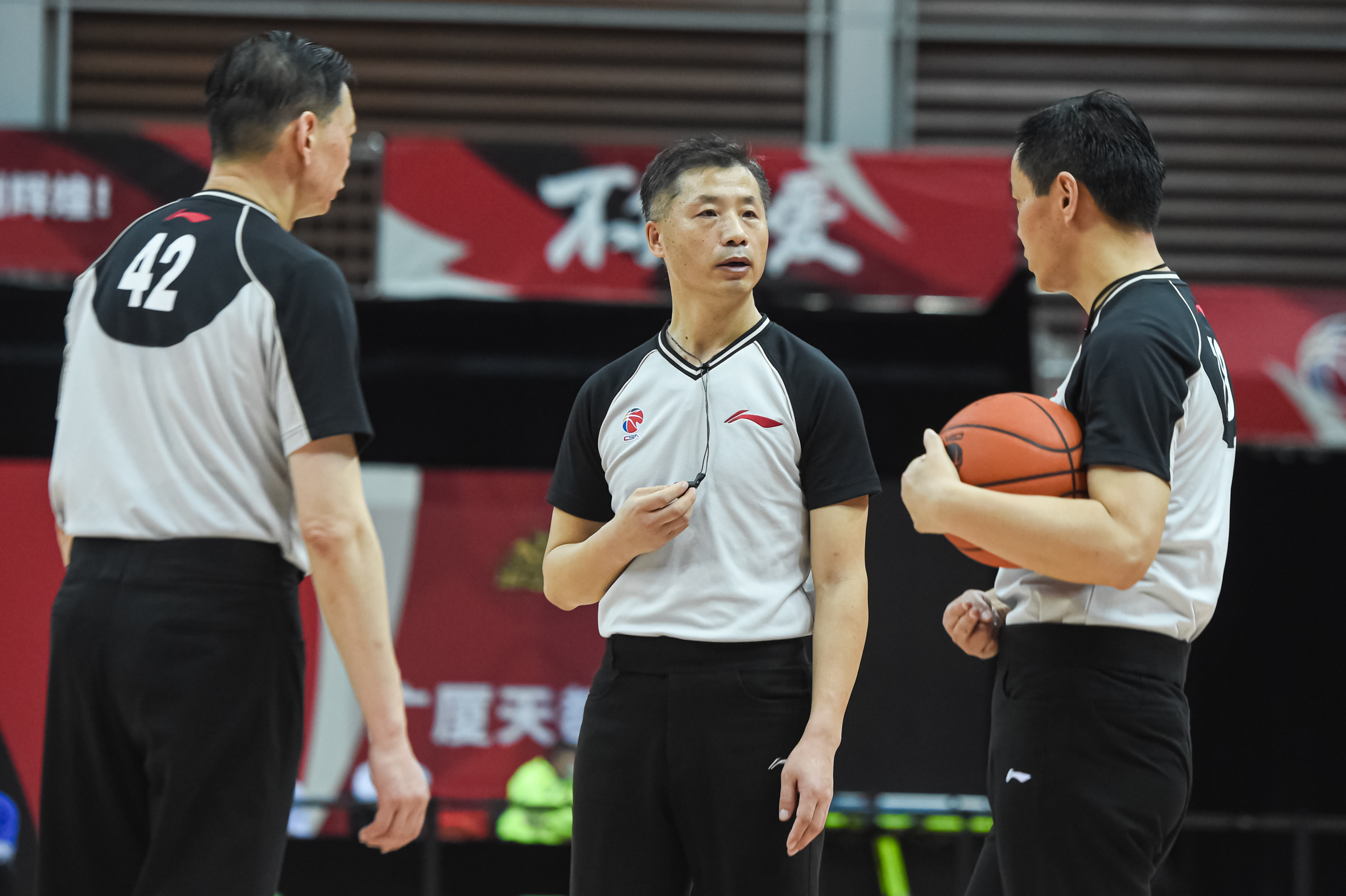 包含CBA新赛季引进新科技,裁判系统将成为关键利器的词条 包含CBA新赛季引进新科技,裁判系统将成为关键利器的词条