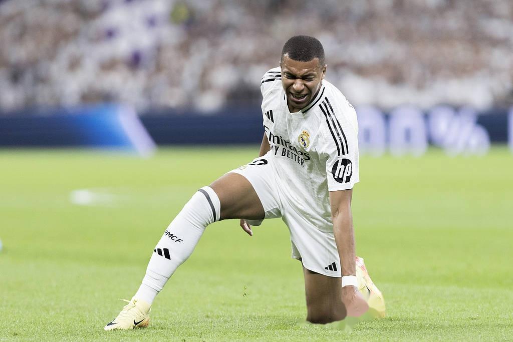 aoa体育体育网站-皇马客场大胜斩获连胜，球队士气超高