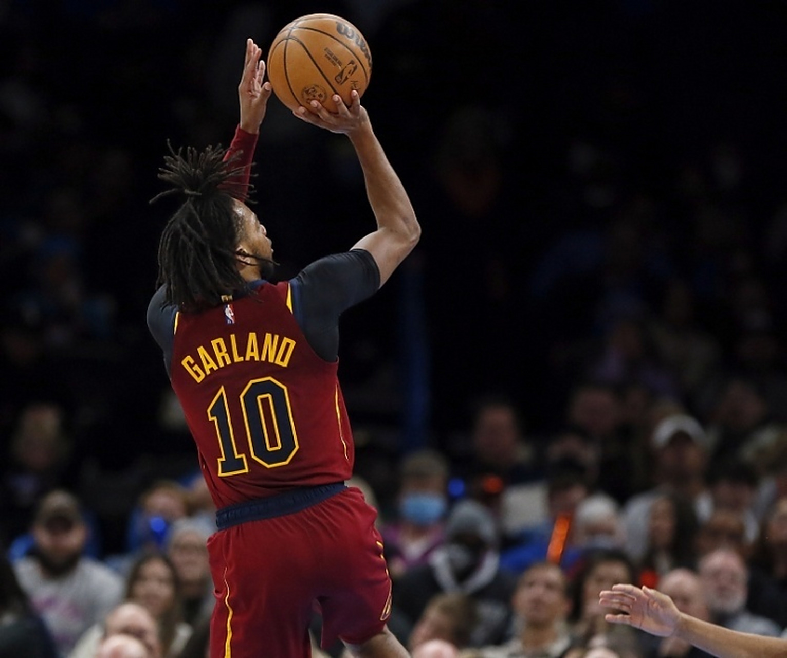 aoa体育体育app-黄蜂击败骑士晋级下一轮