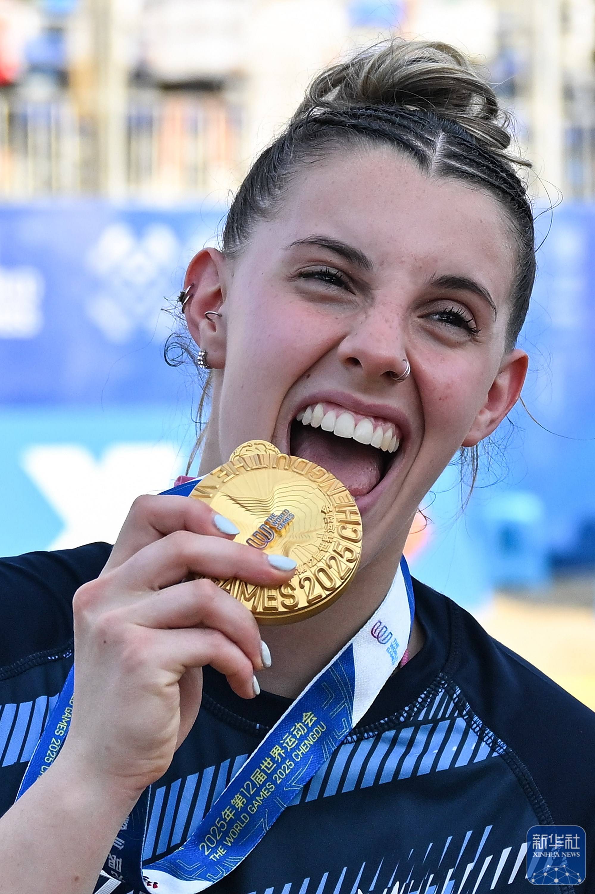 aoa体育体育在线-阿根廷拳击选手夺得巨大胜利