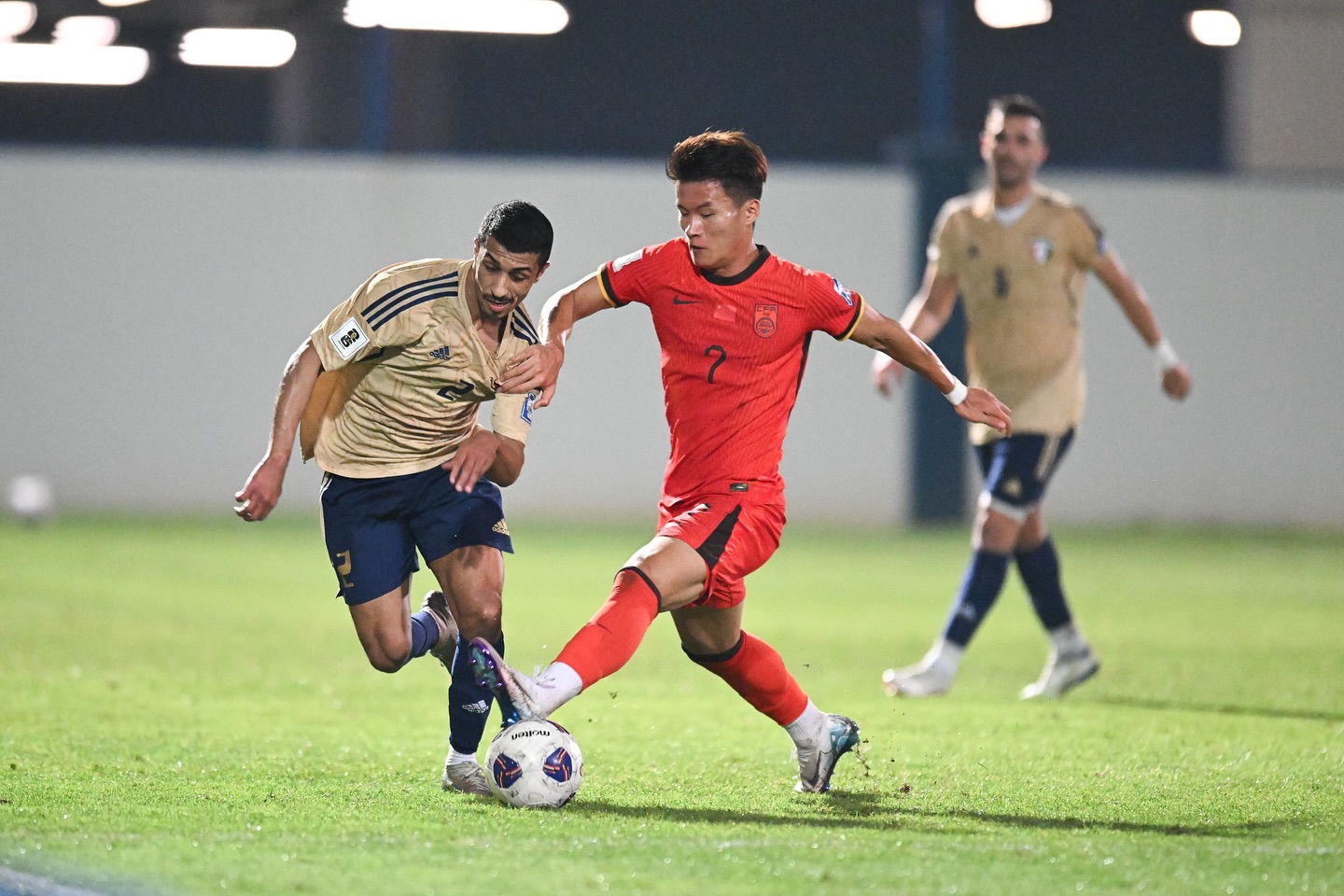 国际足球热身赛,中国队胜出夺冠 国际足球热身赛,中国队胜出夺冠